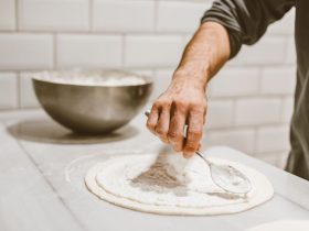 Illustration culinaire pour l’article : Pizza maison : organiser ses courses et sa préparation sans rien oublier